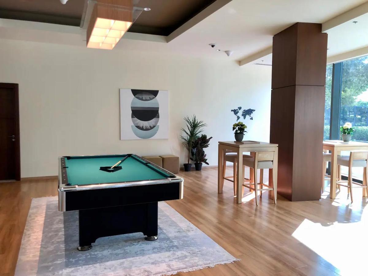 Apartment Prestige Living 1br With Full Burj Khalifa View By Dubai