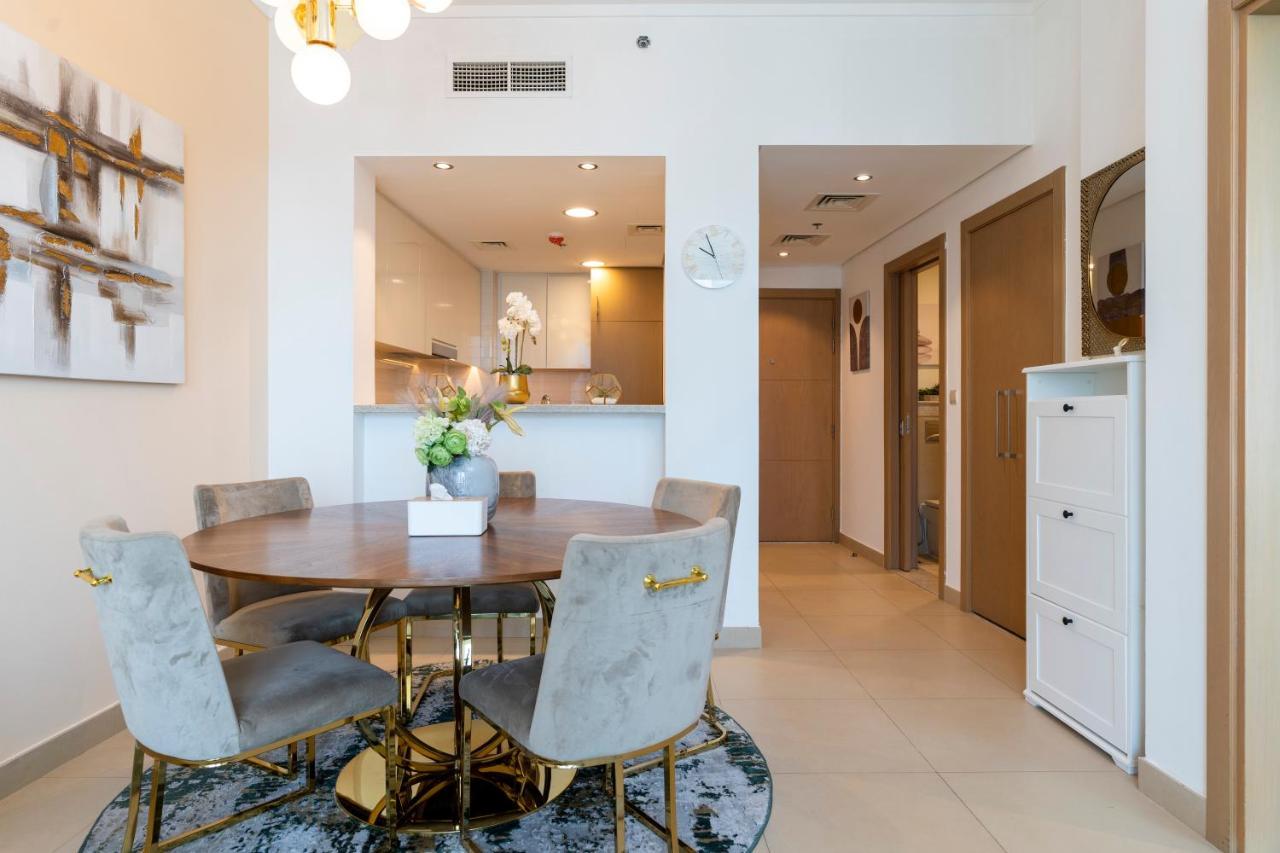 Prestige Living 1br With Full Burj Khalifa View By